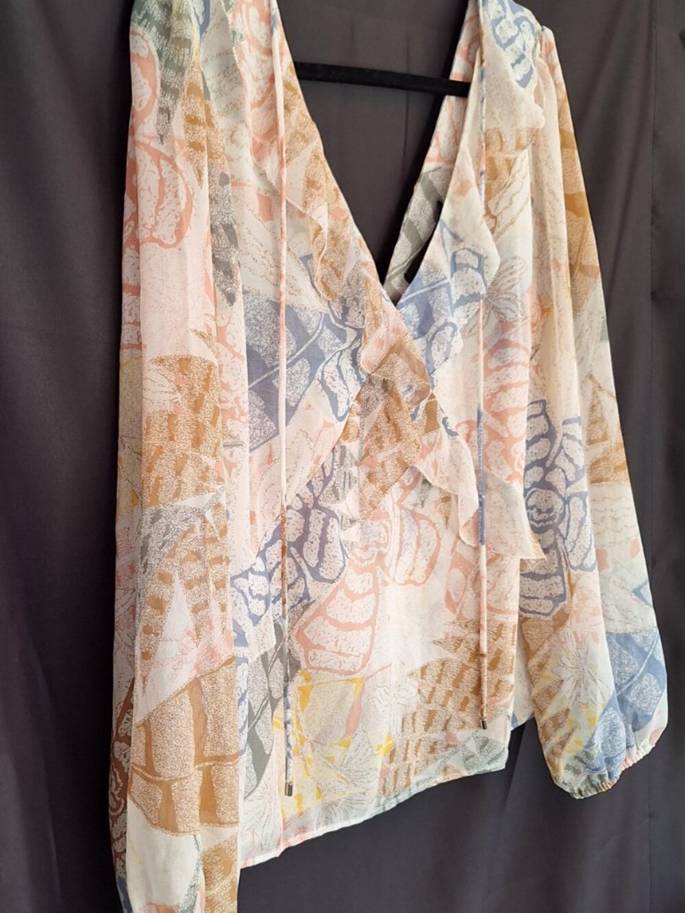 WHBM XL Romantic Feminine Chiffon Blouse Soft Floral V Dainty Romantic Prairie - Picture 6 of 12